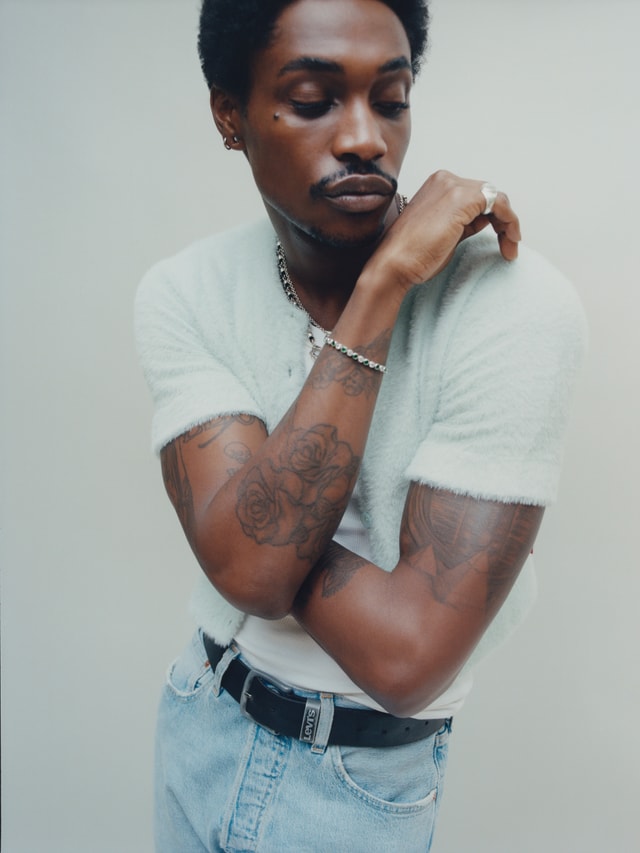 KO COLLECTIVE LEVIS MAYA SKELTON 0004 2 DM MGMT MS LEVIS 501 CAMPAIGN 03